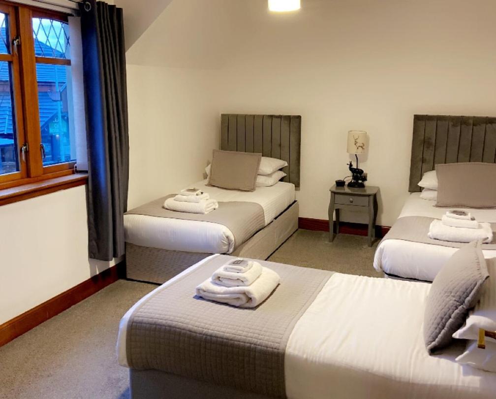 Victoria House Bed And Breakfast Φορτ Γουίλιαμ Εξωτερικό φωτογραφία